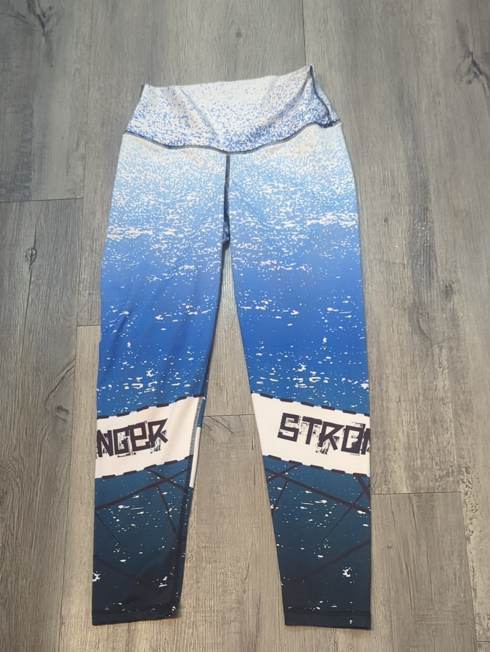 Blue Ombre Athletic Leggings with Graphic Panels NWOT